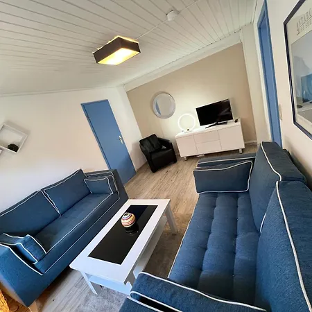 Kuestenkoje Red Ferienwohnung Mit Balkon In Prerow Apartman *